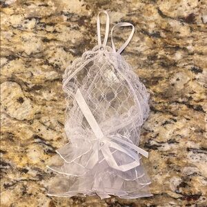 🔥5/$20🔥 Elegant White Lace Gloves